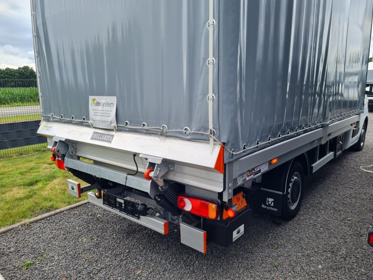 Renault Master 3,5t Pritsche Schiebe Plane dCi LBW Luftf - Брезентов бус: снимка 4 Renault Master 3,5t Pritsche Schiebe Plane dCi LBW Luftf - Брезентов бус: снимка 4