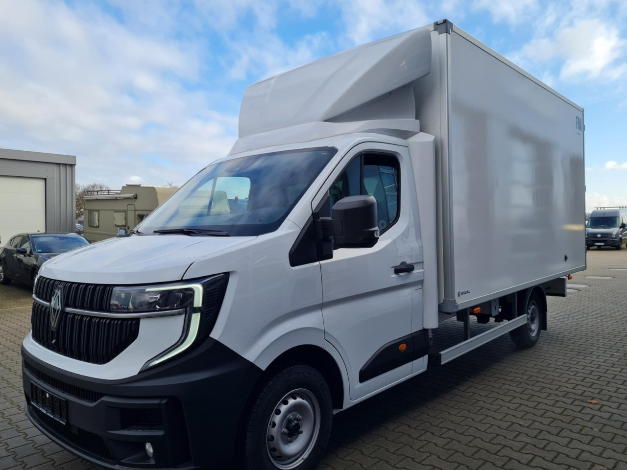 Renault Master 35 Möbel Koffer KLIMA Automatik 10 Pal. - Лекотоварен автомобил фургон: снимка 2 Renault Master 35 Möbel Koffer KLIMA Automatik 10 Pal. - Лекотоварен автомобил фургон: снимка 2