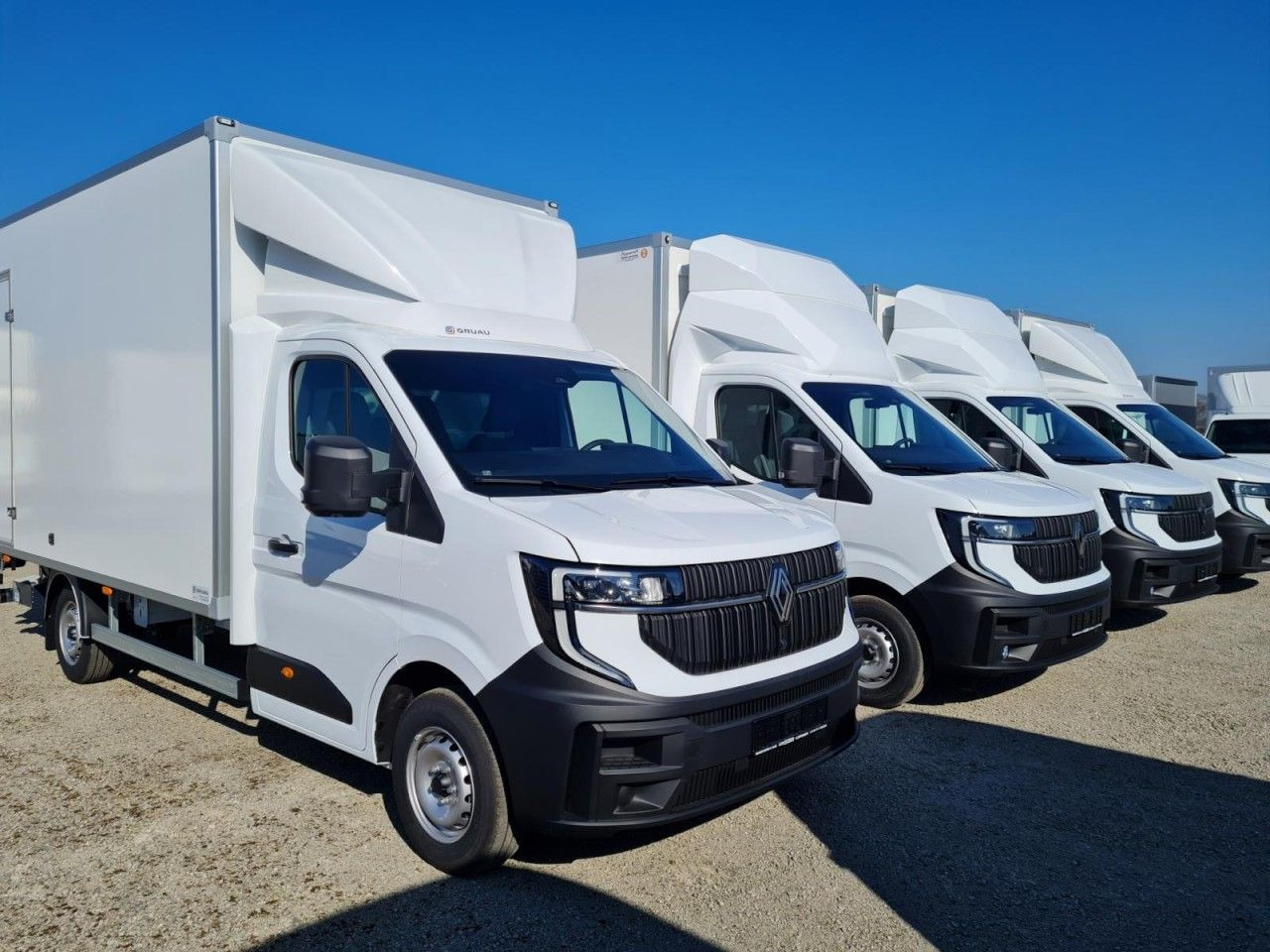 Renault Master 35 New Möbel Koffer KLIMA KAMERA TEMPOMAT - Лекотоварен автомобил фургон: снимка 2 Renault Master 35 New Möbel Koffer KLIMA KAMERA TEMPOMAT - Лекотоварен автомобил фургон: снимка 2