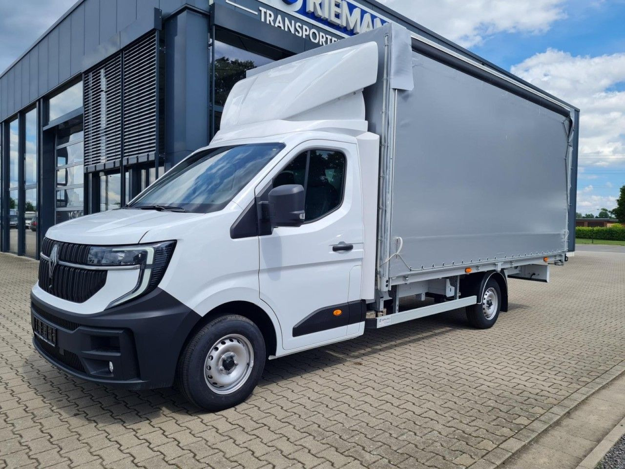 Renault Master 35 Pritsche Schiebe Plane dCi 170 10 Pal. - Брезентов бус: снимка 2 Renault Master 35 Pritsche Schiebe Plane dCi 170 10 Pal. - Брезентов бус: снимка 2