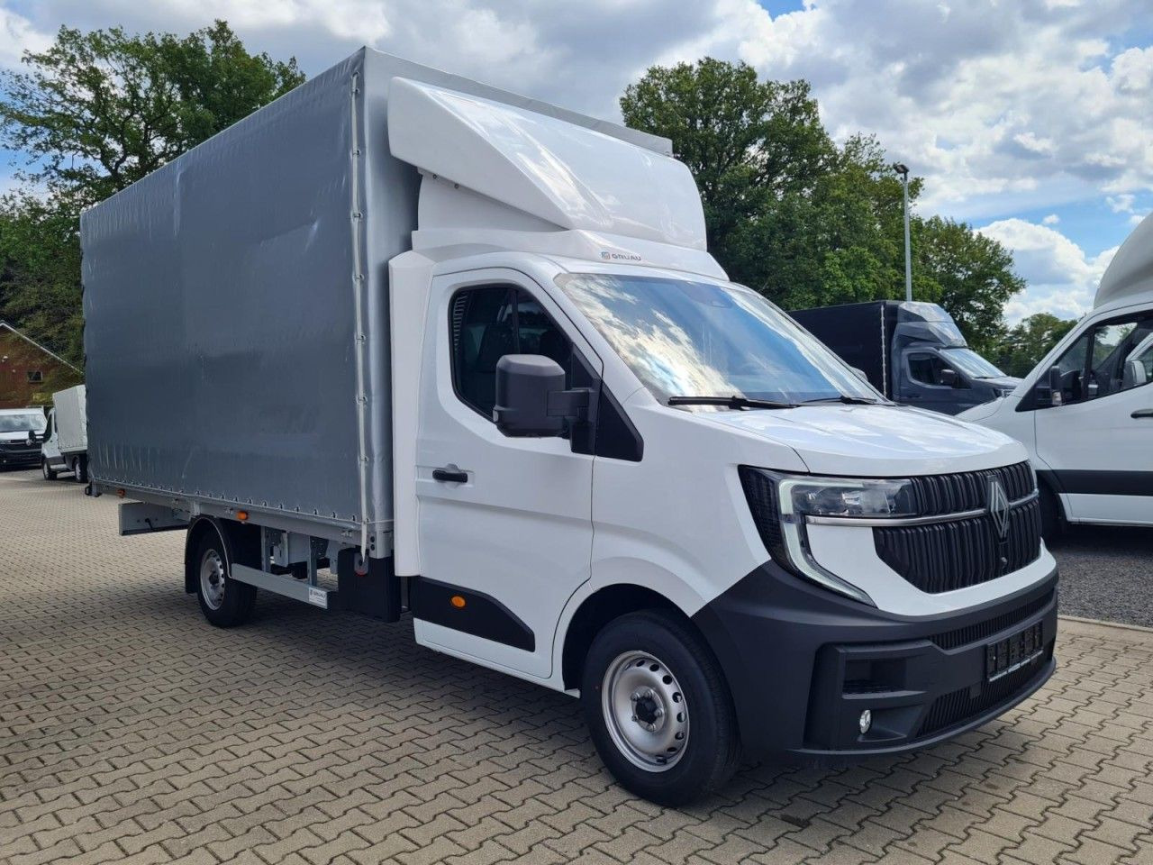 Renault Master 35 Pritsche Schiebe Plane dCi 170 10 Pal. - Брезентов бус: снимка 4 Renault Master 35 Pritsche Schiebe Plane dCi 170 10 Pal. - Брезентов бус: снимка 4