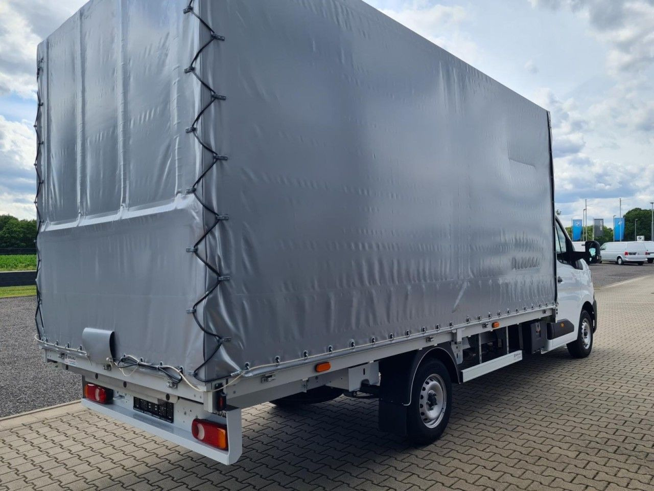 Renault Master 35 Pritsche Schiebe Plane dCi 170 10 Pal. - Брезентов бус: снимка 5 Renault Master 35 Pritsche Schiebe Plane dCi 170 10 Pal. - Брезентов бус: снимка 5