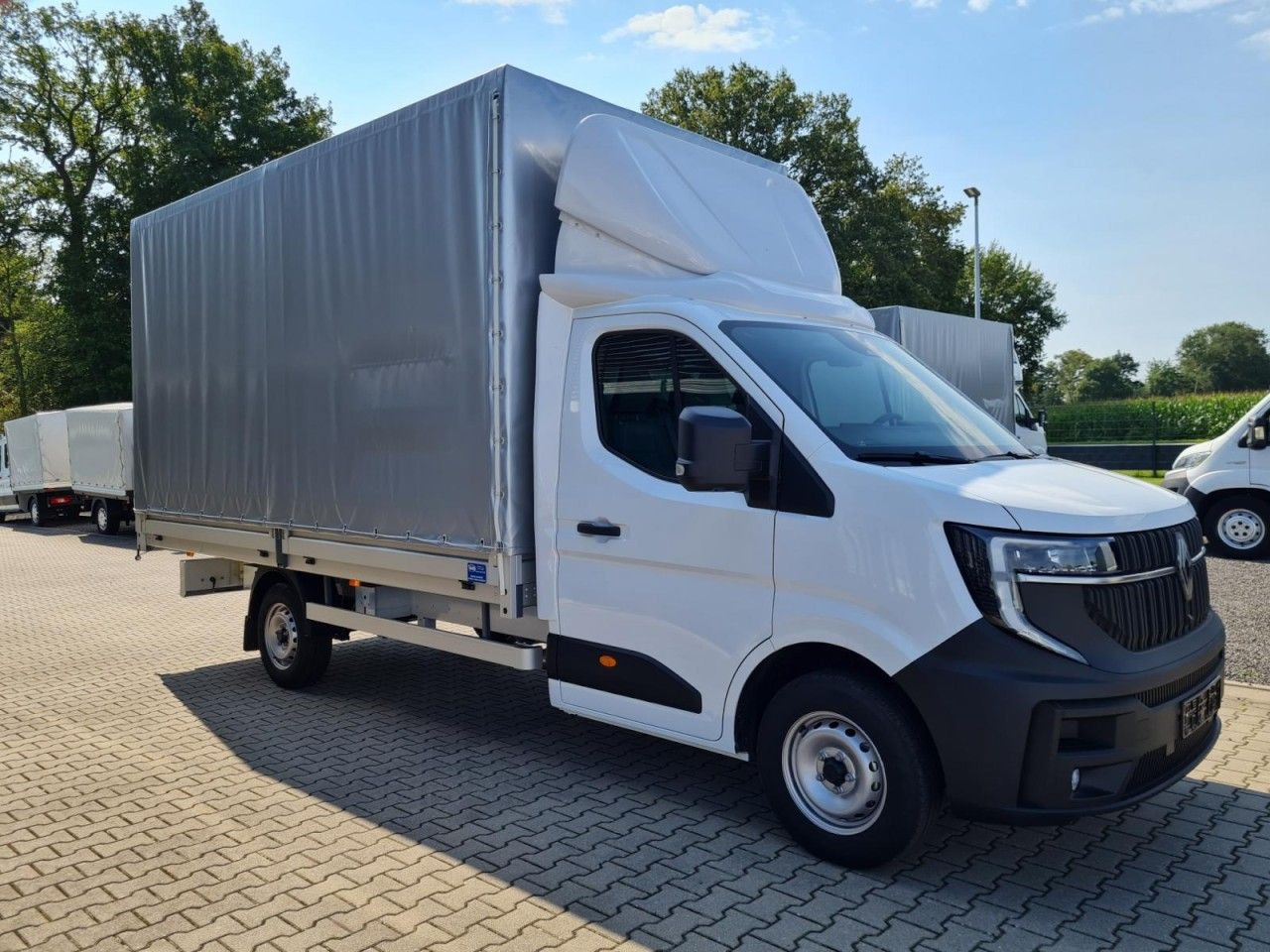 Renault Master 35 Pritsche Schiebe Plane dCi 170 - Брезентов бус: снимка 5 Renault Master 35 Pritsche Schiebe Plane dCi 170 - Брезентов бус: снимка 5