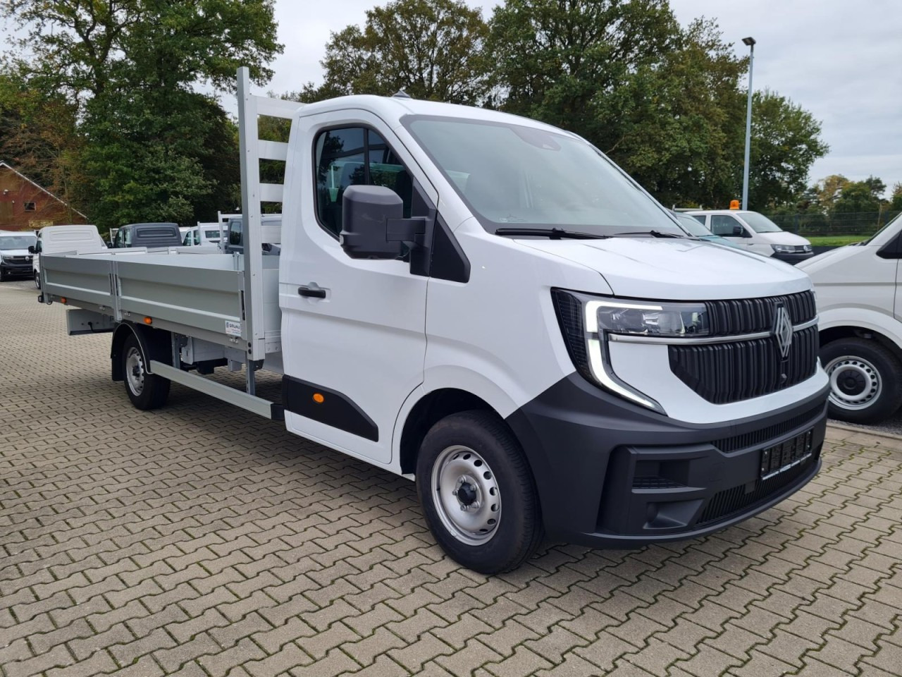Renault Master 35 Pritsche extra lang 4.85 m KLIMA TEMPOMAT - Бордови бус: снимка 3 Renault Master 35 Pritsche extra lang 4.85 m KLIMA TEMPOMAT - Бордови бус: снимка 3