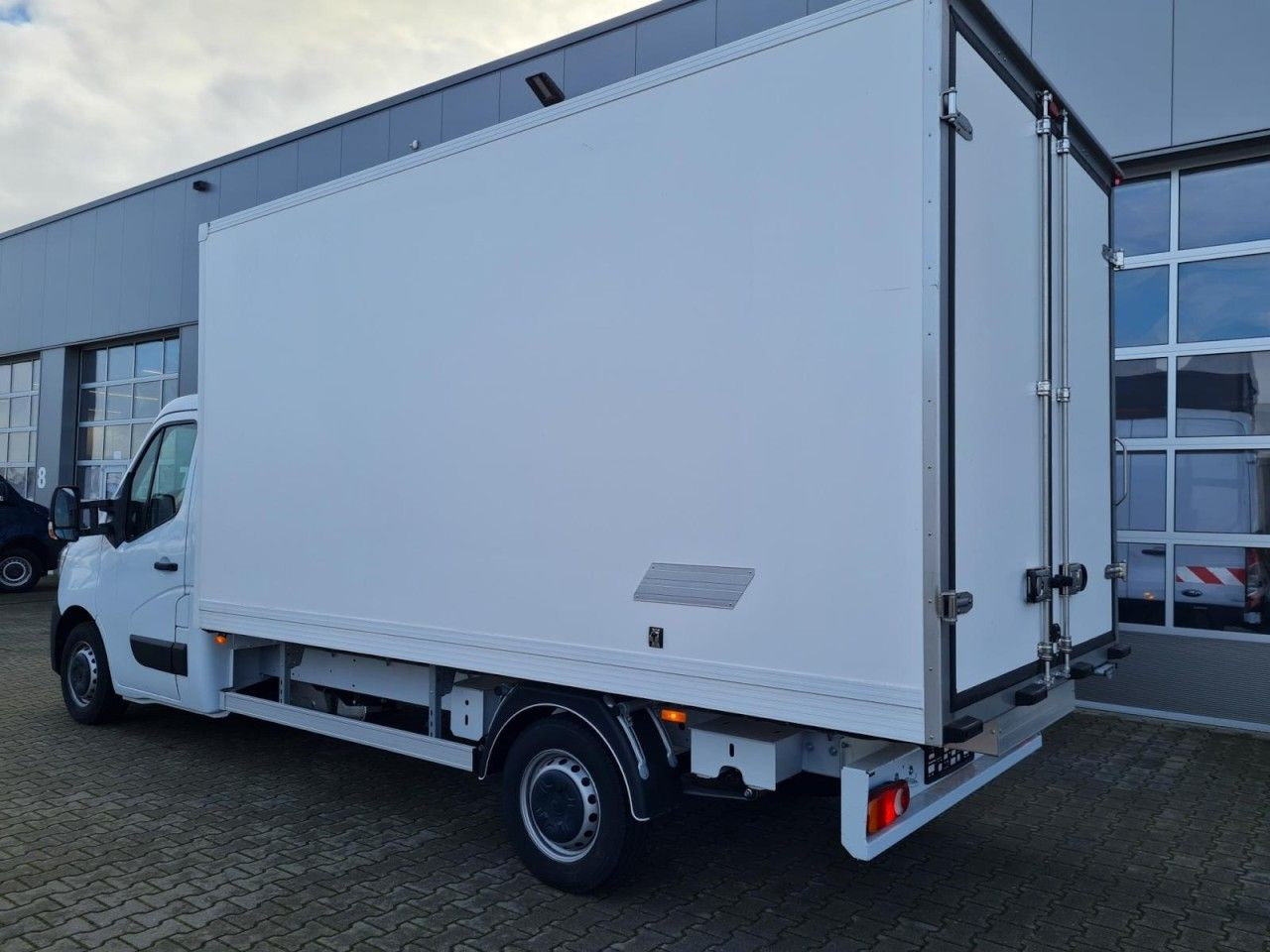 Renault Master Kühlkoffer STAND+FAHRKÜHL THERMOKING DRUC - Хладилен бус: снимка 5 Renault Master Kühlkoffer STAND+FAHRKÜHL THERMOKING DRUC - Хладилен бус: снимка 5