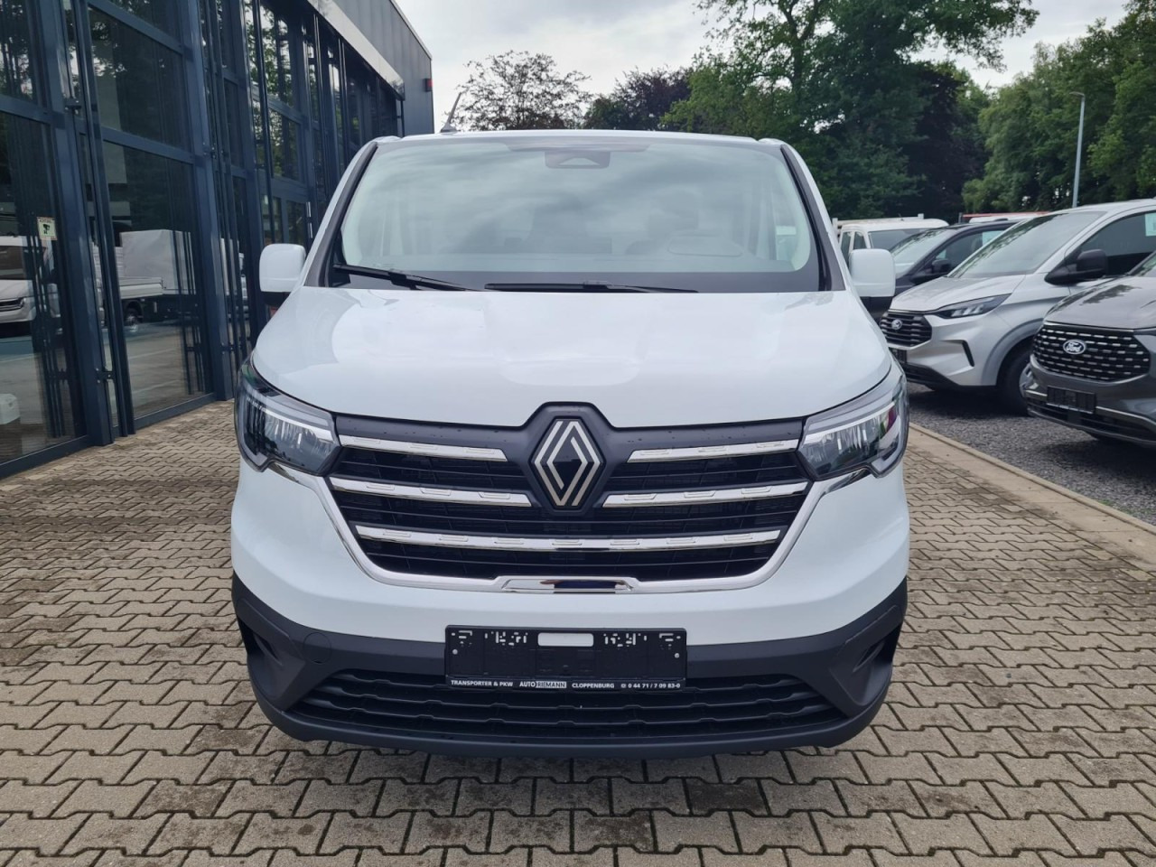 Renault Trafic Kühlkasten 3.0t L2 KLIMA LED NAVI/APP TEMPO - Хладилен бус: снимка 2 Renault Trafic Kühlkasten 3.0t L2 KLIMA LED NAVI/APP TEMPO - Хладилен бус: снимка 2