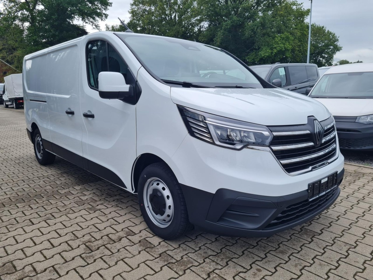Renault Trafic Kühlkasten L2 KLIMA LED NAVI/APP PDC TEMPOMAT - Хладилен бус: снимка 3 Renault Trafic Kühlkasten L2 KLIMA LED NAVI/APP PDC TEMPOMAT - Хладилен бус: снимка 3