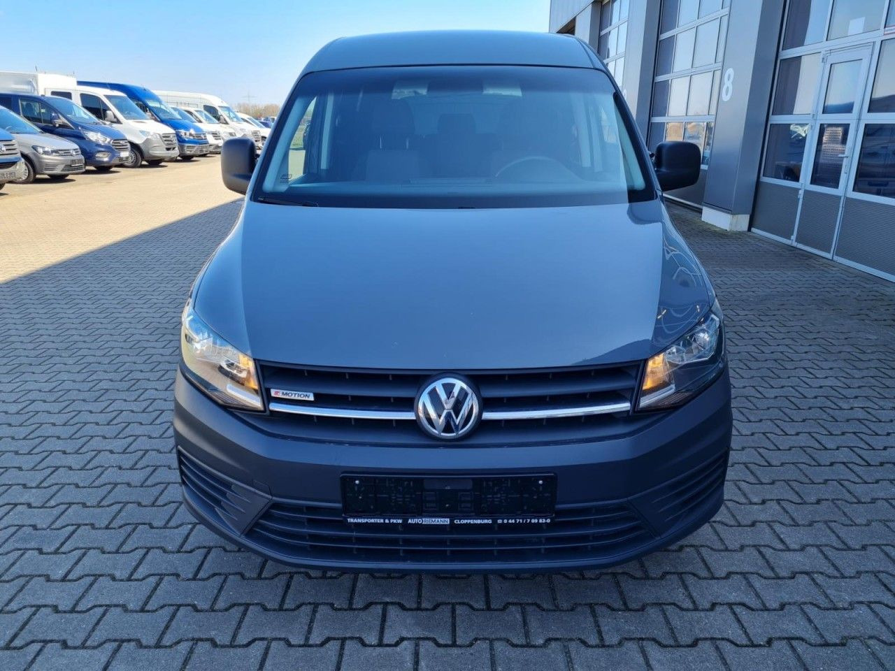 Volkswagen Caddy Kombi 4Motion TDi 5-Sitze KLIMA STHZ TEMPO - Пътнически бус: снимка 2 Volkswagen Caddy Kombi 4Motion TDi 5-Sitze KLIMA STHZ TEMPO - Пътнически бус: снимка 2