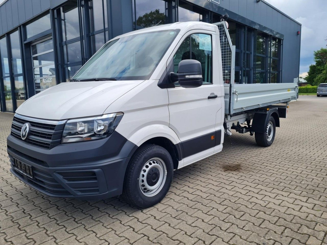 Volkswagen Crafter 35 3 Seiten Kipper MR KLIMA NAVI LEITERT - Бус самосвал: снимка 2 Volkswagen Crafter 35 3 Seiten Kipper MR KLIMA NAVI LEITERT - Бус самосвал: снимка 2
