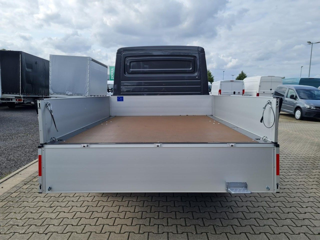 Volkswagen Crafter 35 Doka TDI MR DSG Tempomat Klima - Бордови бус: снимка 5 Volkswagen Crafter 35 Doka TDI MR DSG Tempomat Klima - Бордови бус: снимка 5