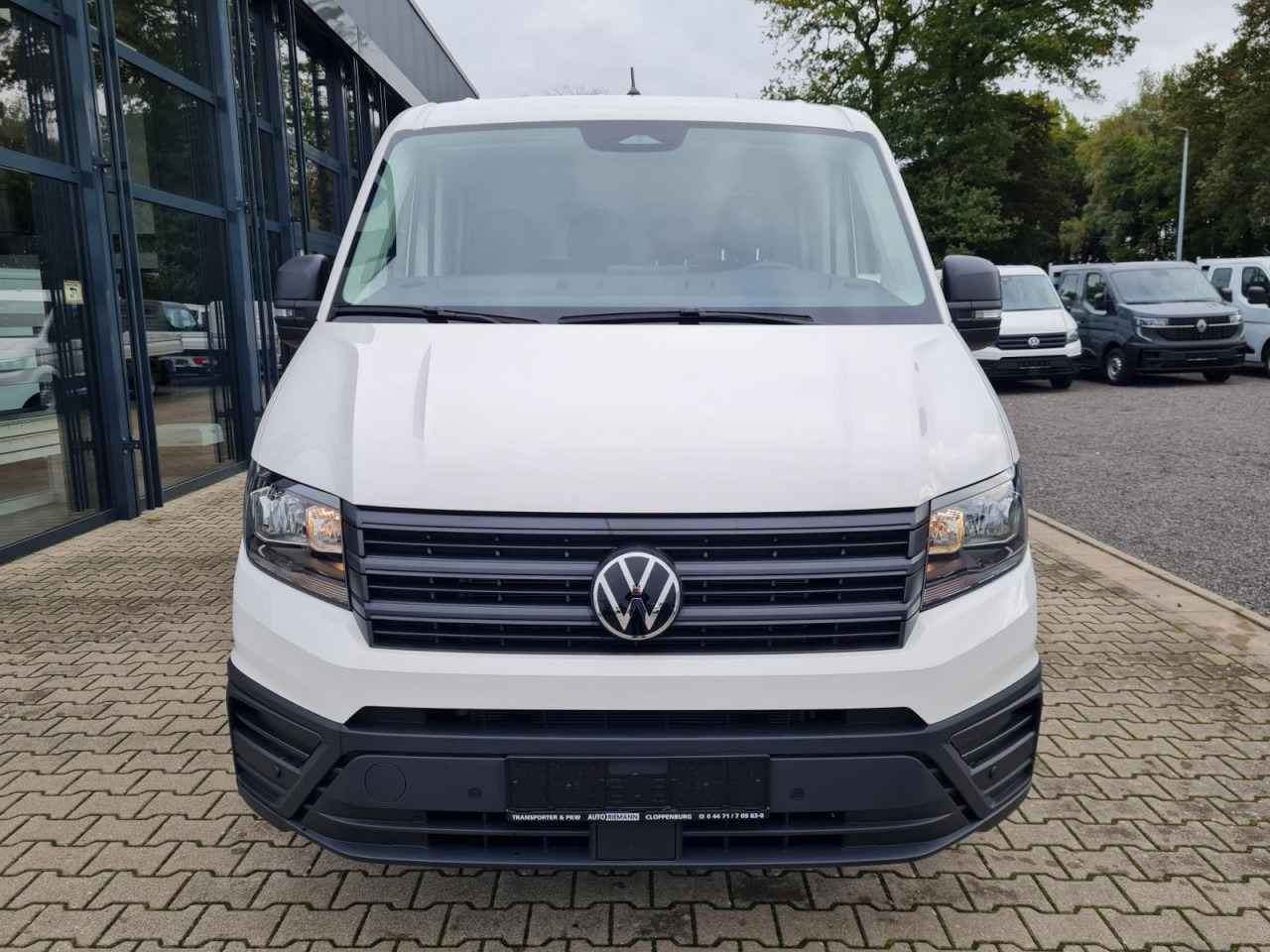 Volkswagen Crafter 35 Doka TDI Pritsche L4 AHK Komfortsitz - Бордови бус, Бус с двойна кабина: снимка 2 Volkswagen Crafter 35 Doka TDI Pritsche L4 AHK Komfortsitz - Бордови бус, Бус с двойна кабина: снимка 2