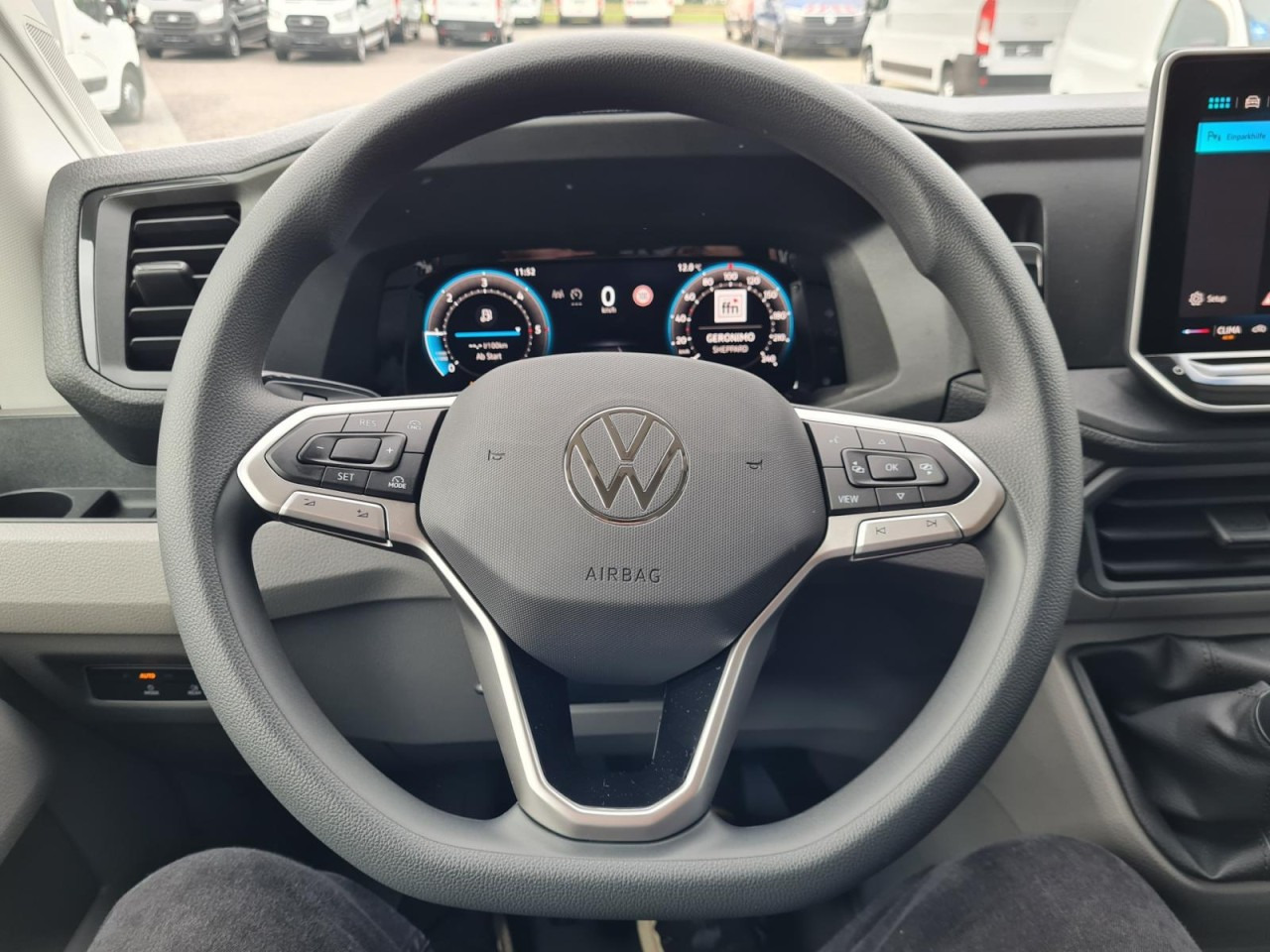 Volkswagen Crafter 35 Doka TDI Pritsche L4 AHK Komfortsitz - Бордови бус, Бус с двойна кабина: снимка 5 Volkswagen Crafter 35 Doka TDI Pritsche L4 AHK Komfortsitz - Бордови бус, Бус с двойна кабина: снимка 5