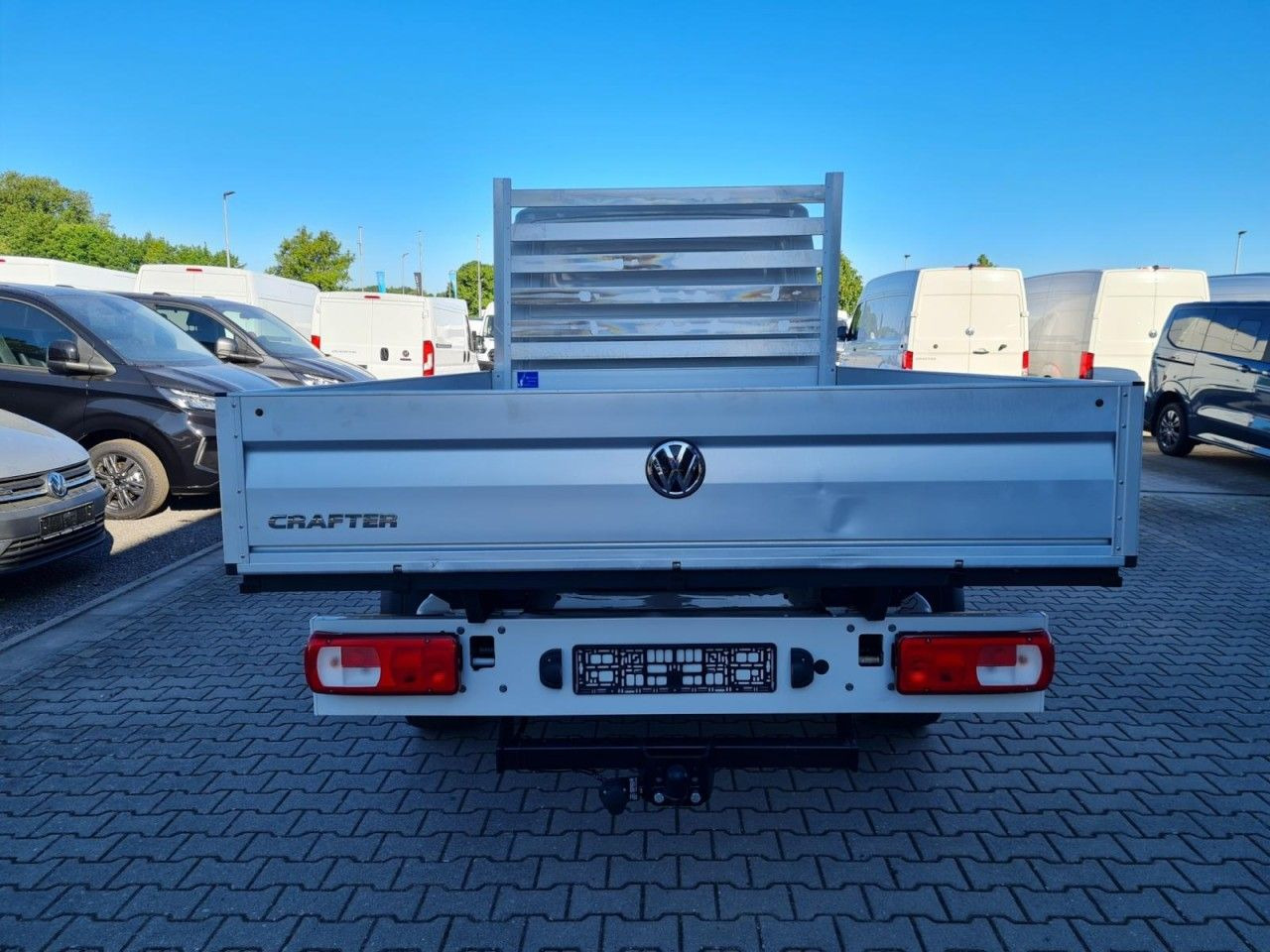 Volkswagen Crafter 35 Doka TDI lang AHK Klima - Бордови бус, Бус с двойна кабина: снимка 5 Volkswagen Crafter 35 Doka TDI lang AHK Klima - Бордови бус, Бус с двойна кабина: снимка 5