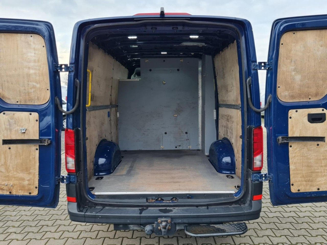 Товарен бус, Бус с двойна кабина Volkswagen Crafter 35 Kasten Plus Doka mixto NAVI AHK 6 Sit: снимка 24