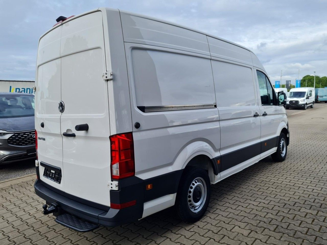 Volkswagen Crafter 35 Kasten TDI MR KLIMA KAMERA AUTOMATIK - Товарен бус: снимка 4 Volkswagen Crafter 35 Kasten TDI MR KLIMA KAMERA AUTOMATIK - Товарен бус: снимка 4