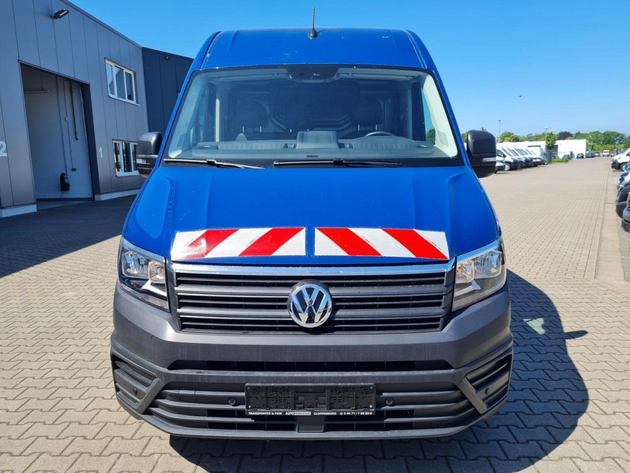 Volkswagen Crafter 35 Kasten TDI MR L3H3 RWD AHK - Товарен бус: снимка 2 Volkswagen Crafter 35 Kasten TDI MR L3H3 RWD AHK - Товарен бус: снимка 2
