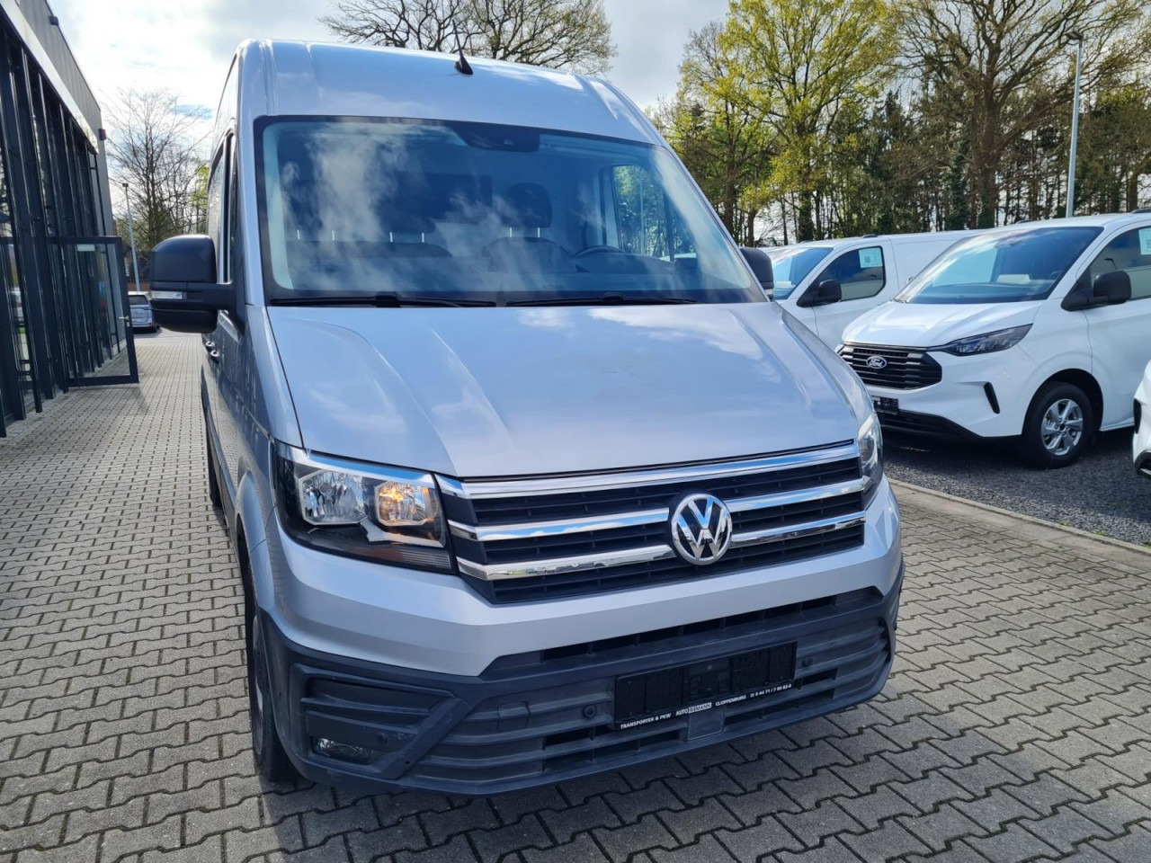 Volkswagen Crafter 35 Kasten TDI MR hoch NAVI KLIMA TEMPOMAT - Товарен бус: снимка 2 Volkswagen Crafter 35 Kasten TDI MR hoch NAVI KLIMA TEMPOMAT - Товарен бус: снимка 2