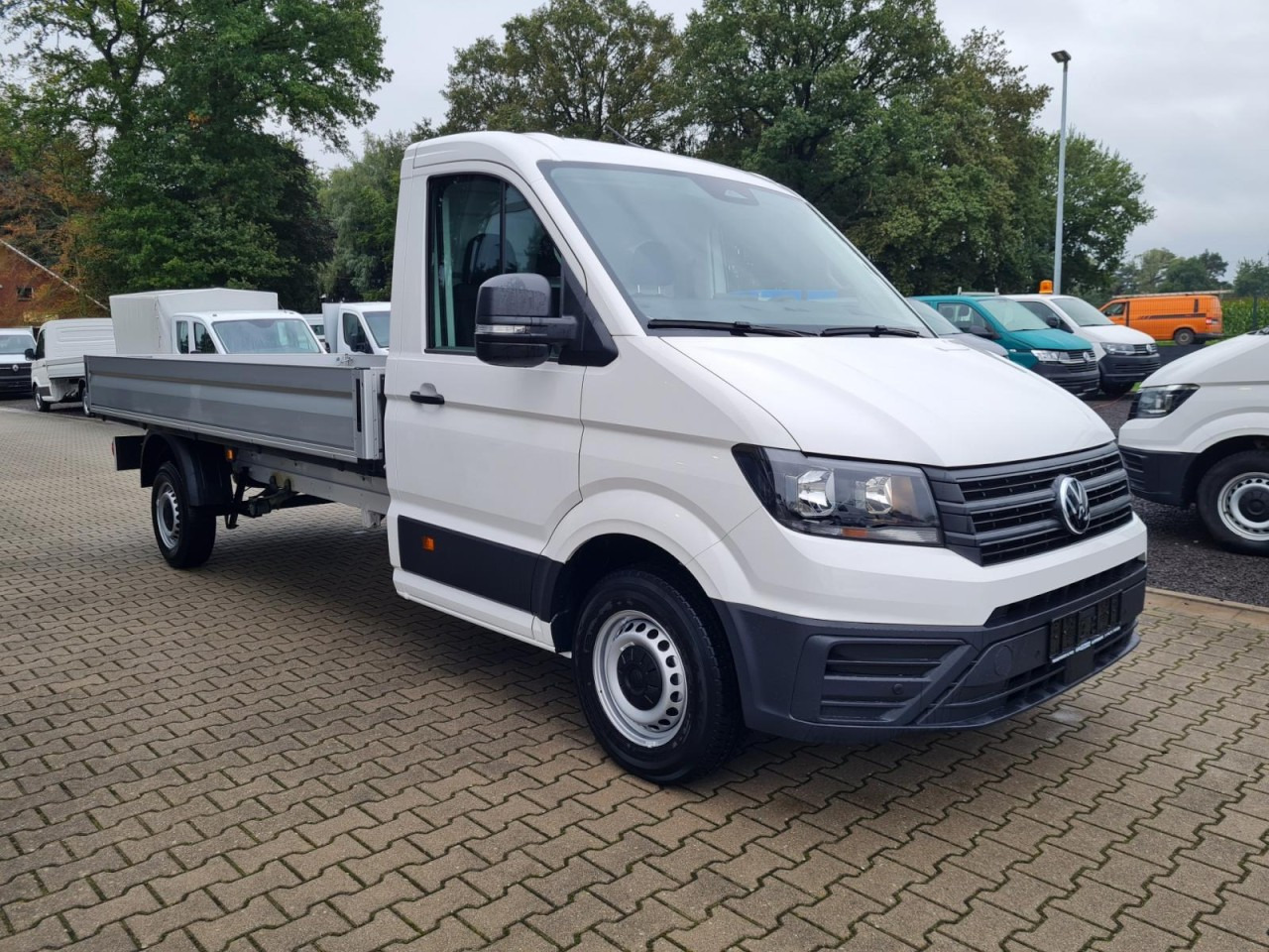 Volkswagen Crafter 35 Pritsche TDI Pritsche L4 KLIMA TEMPOMAT - Бордови бус: снимка 3 Volkswagen Crafter 35 Pritsche TDI Pritsche L4 KLIMA TEMPOMAT - Бордови бус: снимка 3
