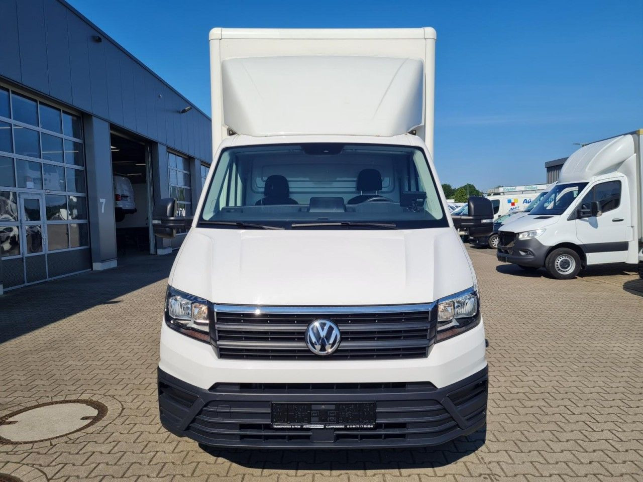 Volkswagen Crafter 50 Koffer hoch 2.0 TDI LBW KLIMA KAMERA - Лекотоварен автомобил фургон: снимка 2 Volkswagen Crafter 50 Koffer hoch 2.0 TDI LBW KLIMA KAMERA - Лекотоварен автомобил фургон: снимка 2