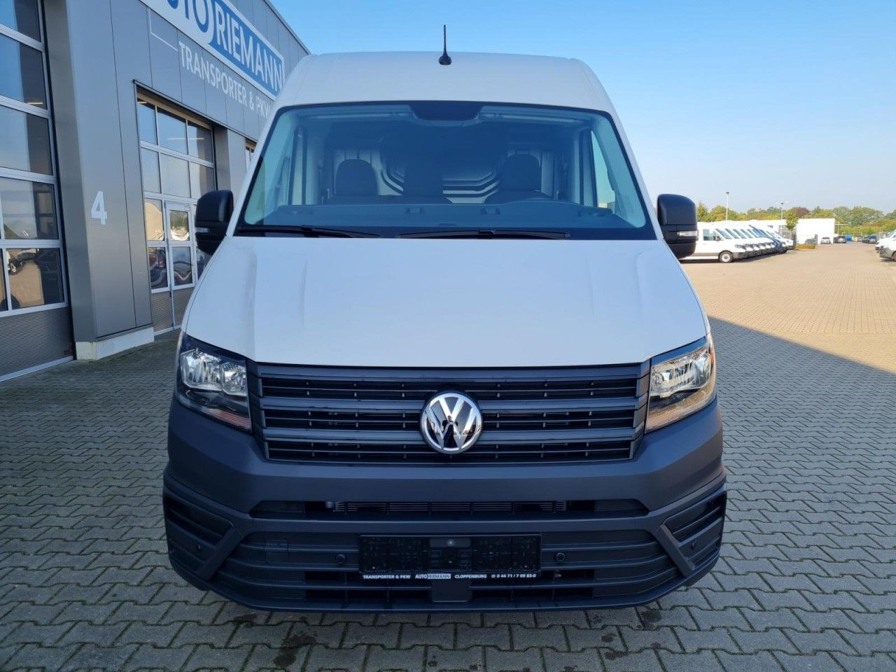 Volkswagen Crafter Kasten TDi MR Automatik KAMERA TEMPOMAT - Малък ван: снимка 2 Volkswagen Crafter Kasten TDi MR Automatik KAMERA TEMPOMAT - Малък ван: снимка 2