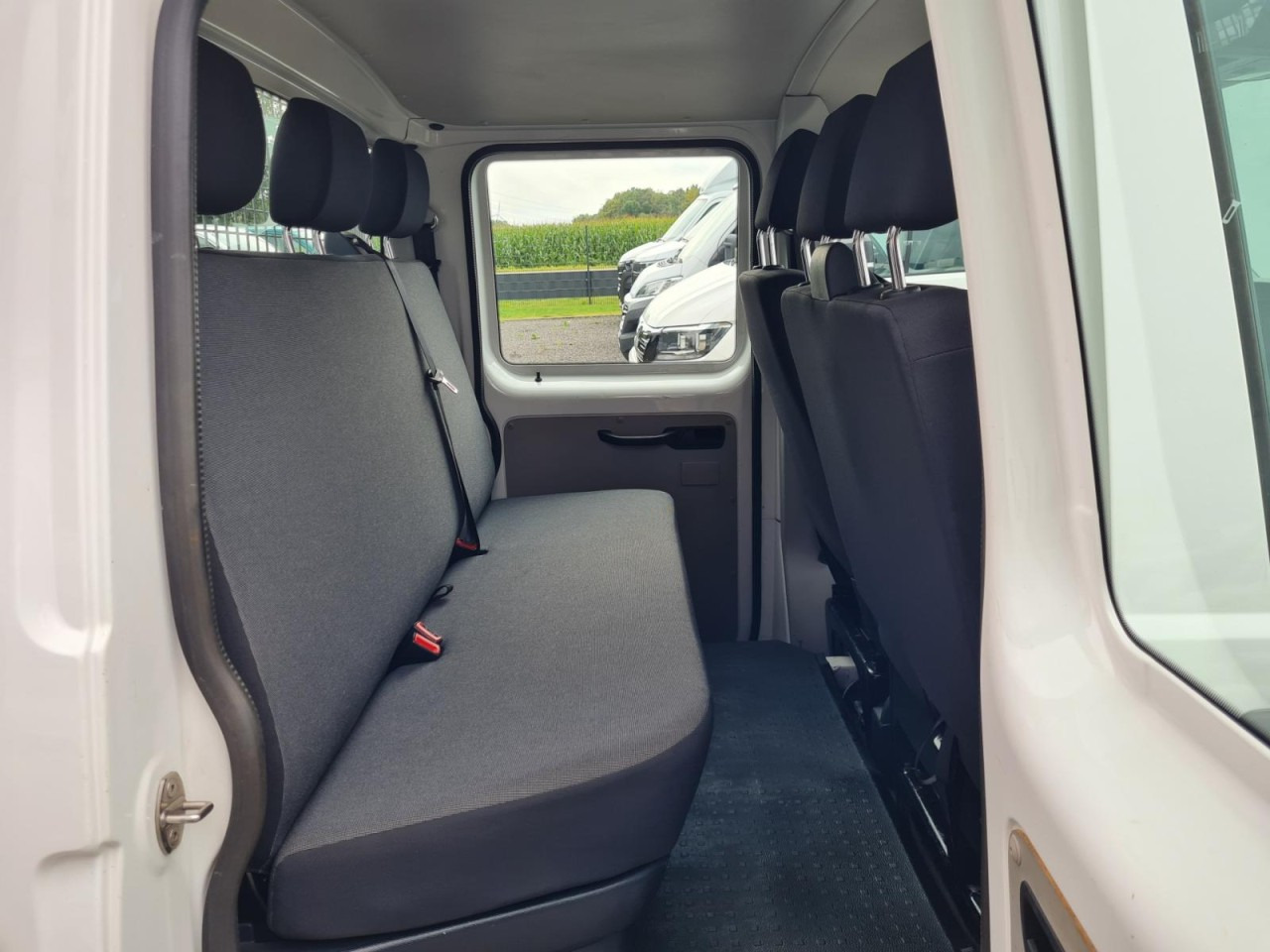 Volkswagen T6 Doka TDI LR AHK Leiterträger Klima STANDHEIZ - Бордови бус: снимка 4 Volkswagen T6 Doka TDI LR AHK Leiterträger Klima STANDHEIZ - Бордови бус: снимка 4