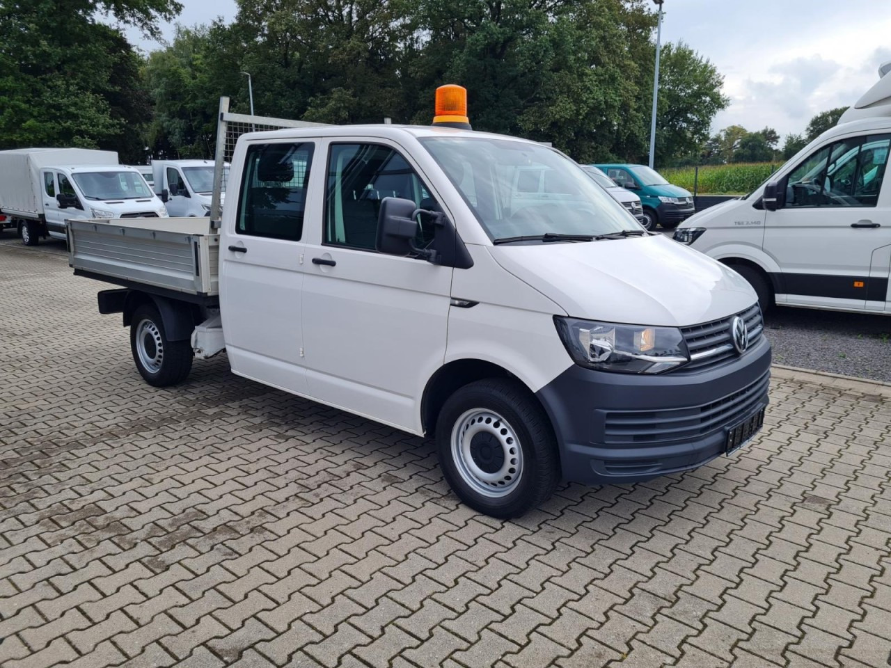Volkswagen T6 Doka TDI LR AHK Leiterträger Klima STANDHEIZ - Бордови бус: снимка 3 Volkswagen T6 Doka TDI LR AHK Leiterträger Klima STANDHEIZ - Бордови бус: снимка 3