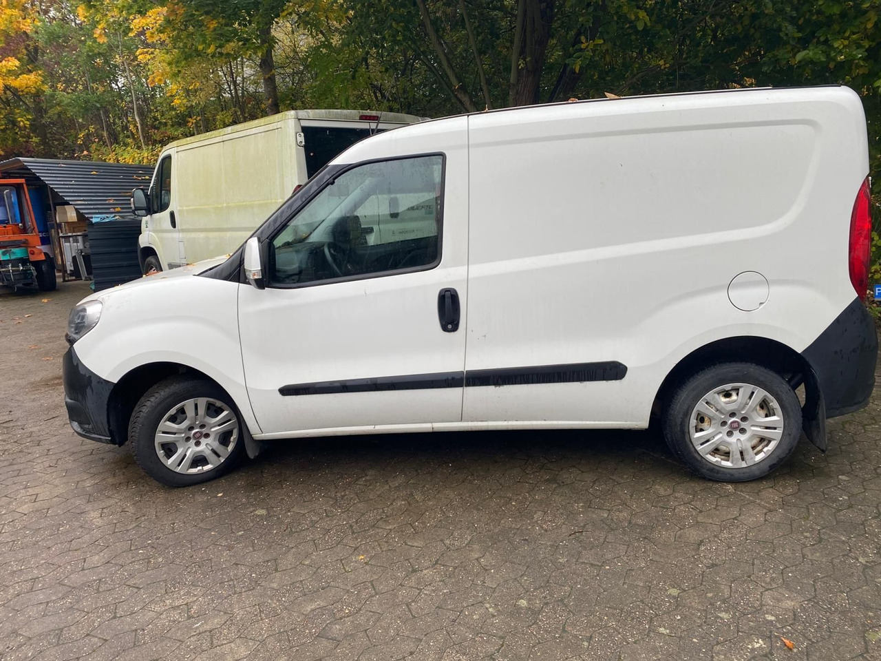 Fiat Doblo SX Kasten Cargo 1.3 Multijet Motorscha... - Пътнически бус: снимка 3 Fiat Doblo SX Kasten Cargo 1.3 Multijet Motorscha... - Пътнически бус: снимка 3