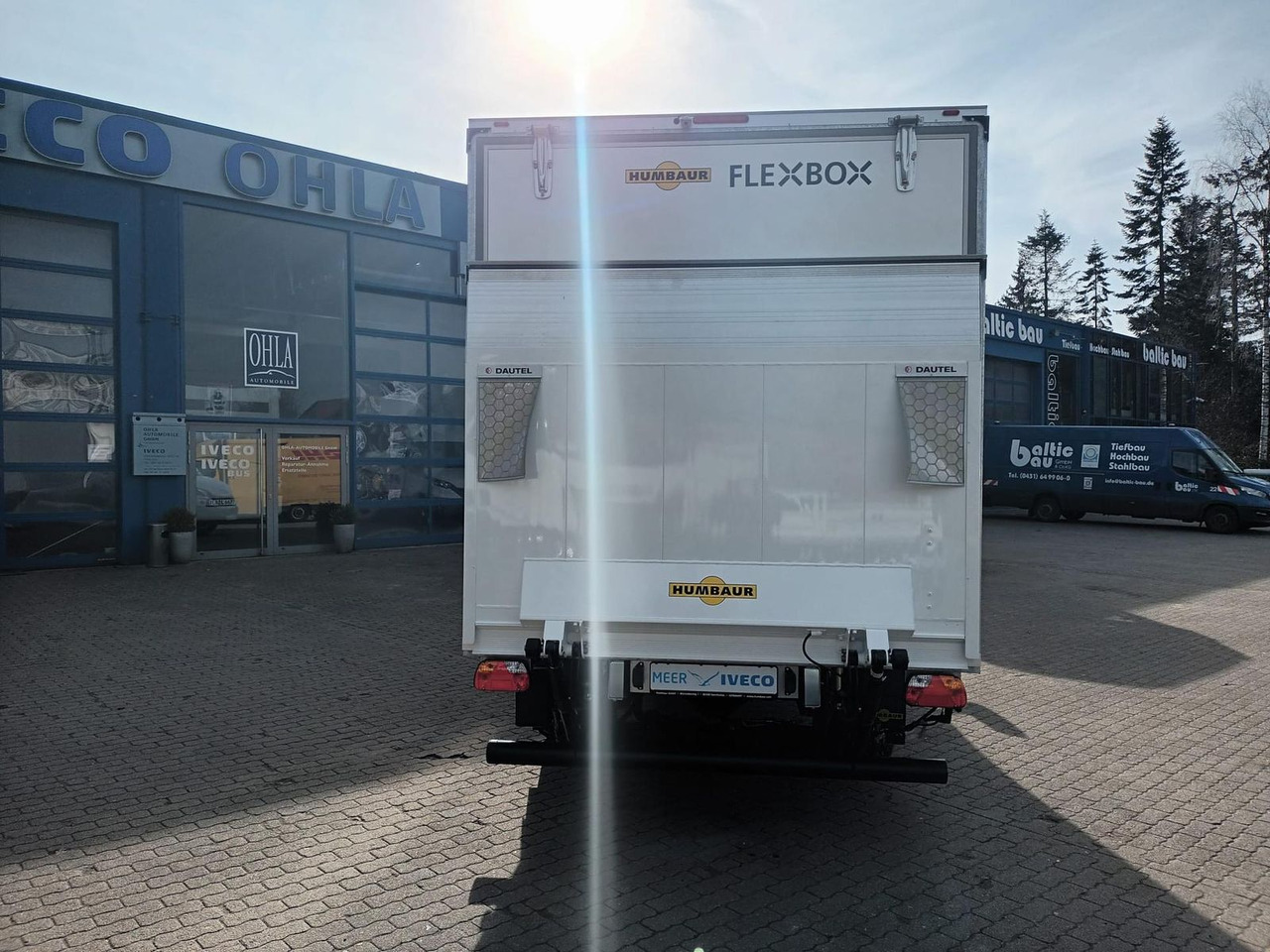 Iveco Daily 35S14HE Koffer LBW, Rückfahrkamera 2x a... - Лекотоварен автомобил фургон: снимка 3 Iveco Daily 35S14HE Koffer LBW, Rückfahrkamera 2x a... - Лекотоварен автомобил фургон: снимка 3