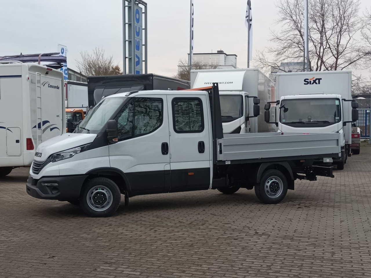 Iveco Daily 35S16H3.0A8YD *2,8m Pritsche* *KLIMA*AH... - Бордови бус: снимка 2 Iveco Daily 35S16H3.0A8YD *2,8m Pritsche* *KLIMA*AH... - Бордови бус: снимка 2