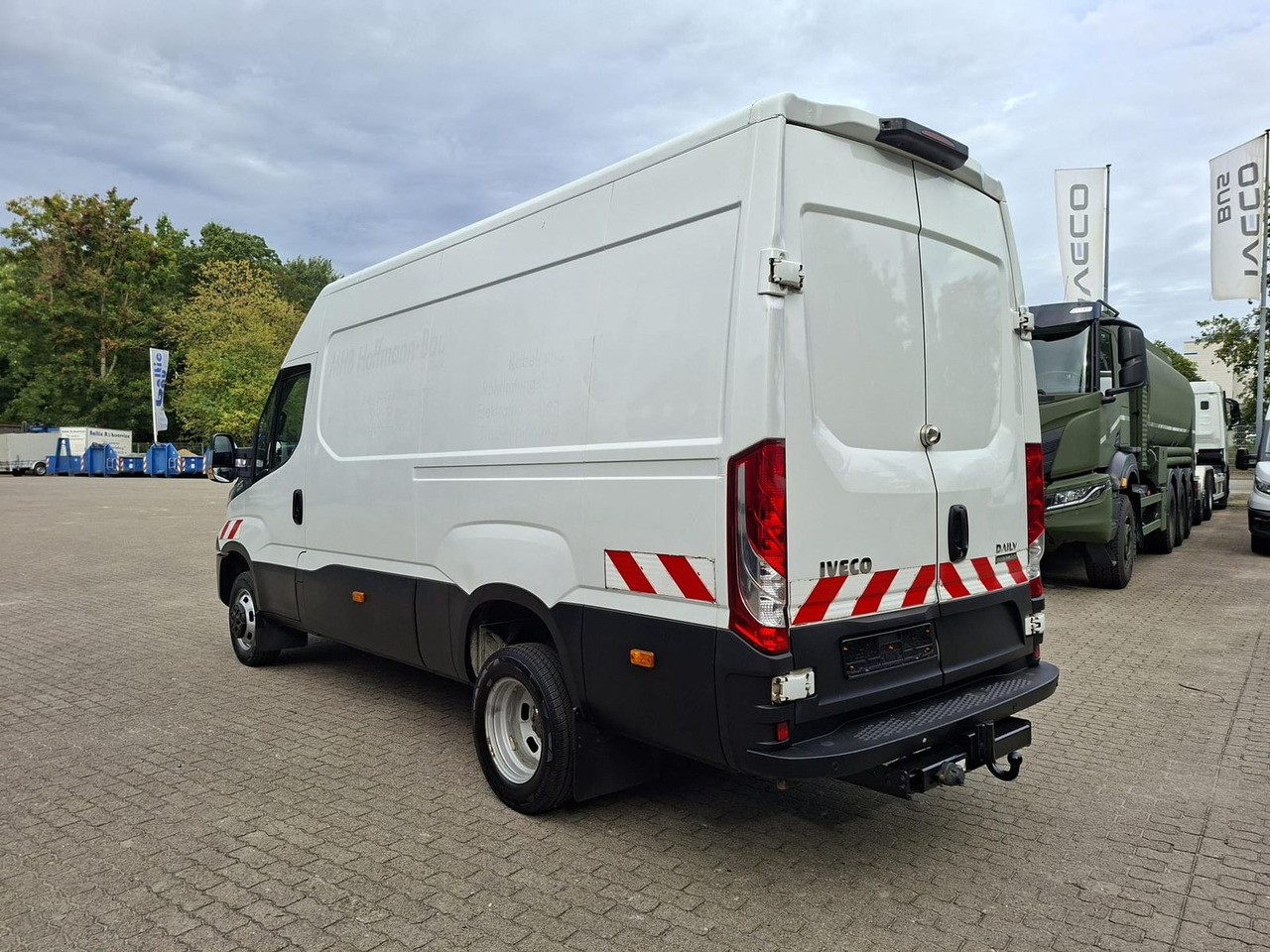 Iveco Daily 50C18HA8 V AHK, RADIO, KLIMA, 132 kW (1... - Бордови бус: снимка 3 Iveco Daily 50C18HA8 V AHK, RADIO, KLIMA, 132 kW (1... - Бордови бус: снимка 3