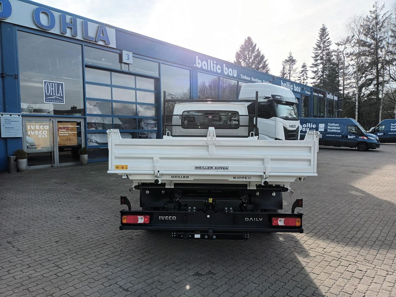Iveco Daily 70C18H Dreiseitenkipper ab 0% Finanzieren - Бус самосвал: снимка 5 Iveco Daily 70C18H Dreiseitenkipper ab 0% Finanzieren - Бус самосвал: снимка 5