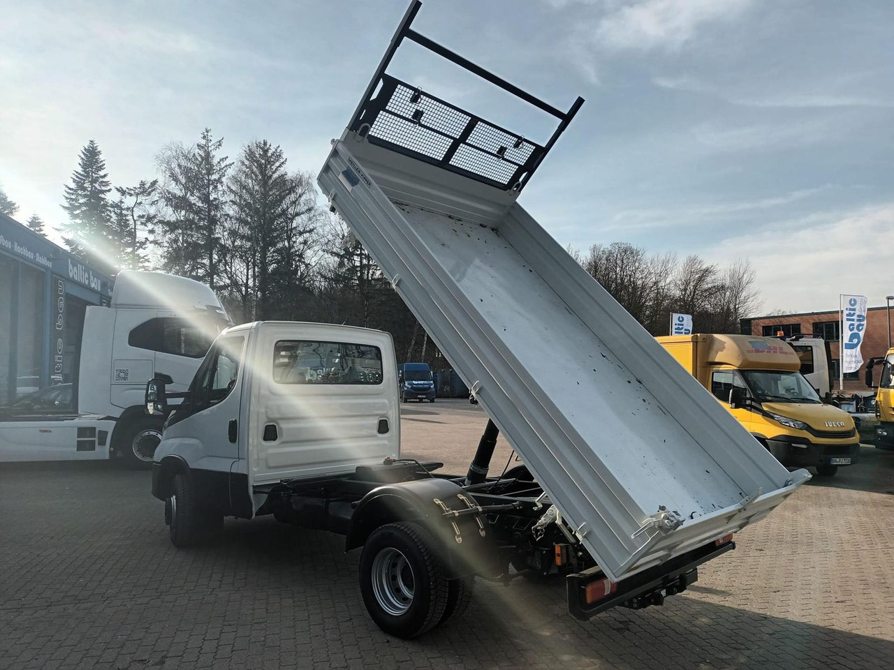 Iveco Daily 70C18H Dreiseitenkipper ab 0% Finanzieren - Бус самосвал: снимка 4 Iveco Daily 70C18H Dreiseitenkipper ab 0% Finanzieren - Бус самосвал: снимка 4