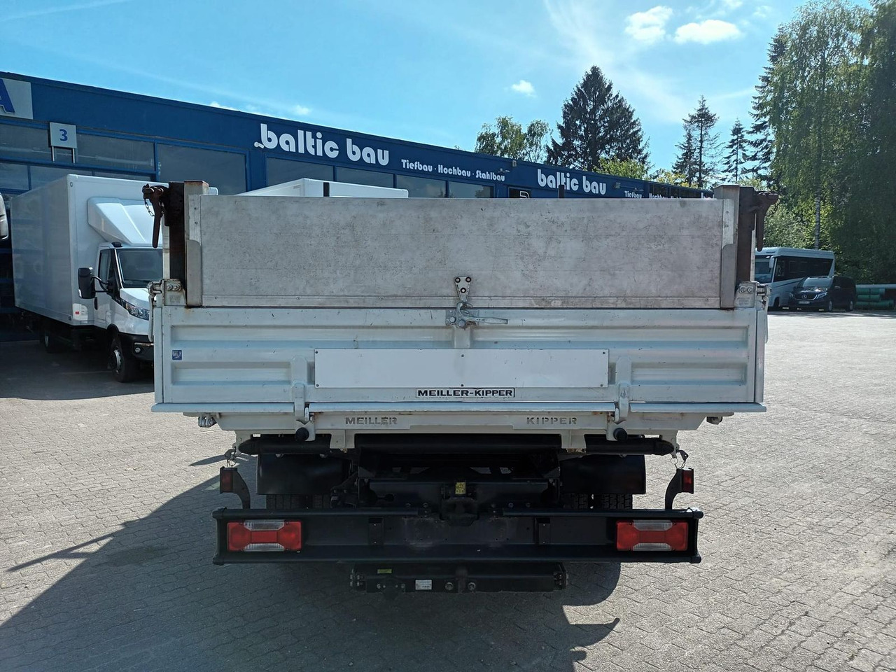 Iveco Daily 70C18H Meiler Kipper Dreiseitenkipper 1... - Бус самосвал: снимка 4 Iveco Daily 70C18H Meiler Kipper Dreiseitenkipper 1... - Бус самосвал: снимка 4