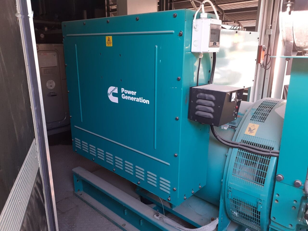 Cummins Cummins Generator Set Stamford 1300 KW 1600 KVA New Factory, Diesel Generator, 2014 Model, 2245 HP, 9000 kg, Low Hours, For Sale in Poland - Електрогенератор: снимка 1 Cummins Cummins Generator Set Stamford 1300 KW 1600 KVA New Factory, Diesel Generator, 2014 Model, 2245 HP, 9000 kg, Low Hours, For Sale in Poland - Електрогенератор: снимка 1