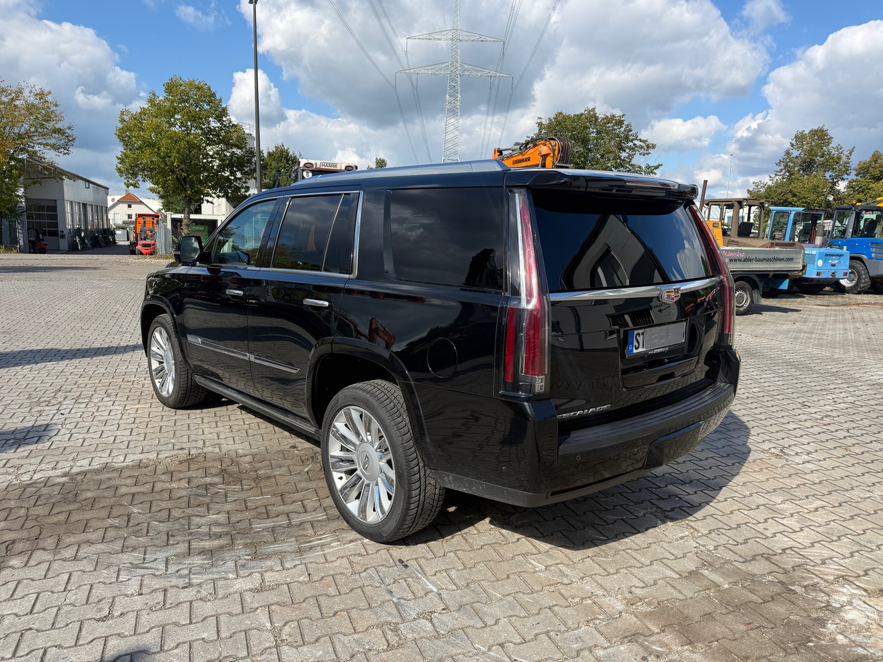 Cadillac Escalade Platinum VOLL - Лек автомобил: снимка 4 Cadillac Escalade Platinum VOLL - Лек автомобил: снимка 4