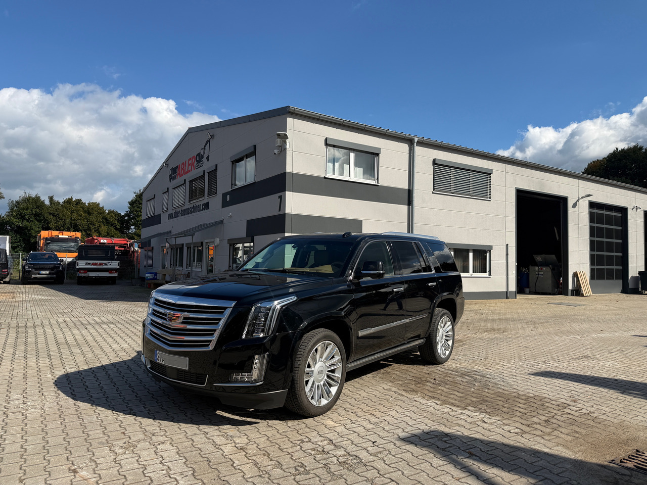 Cadillac Escalade Platinum VOLL - Лек автомобил: снимка 2 Cadillac Escalade Platinum VOLL - Лек автомобил: снимка 2