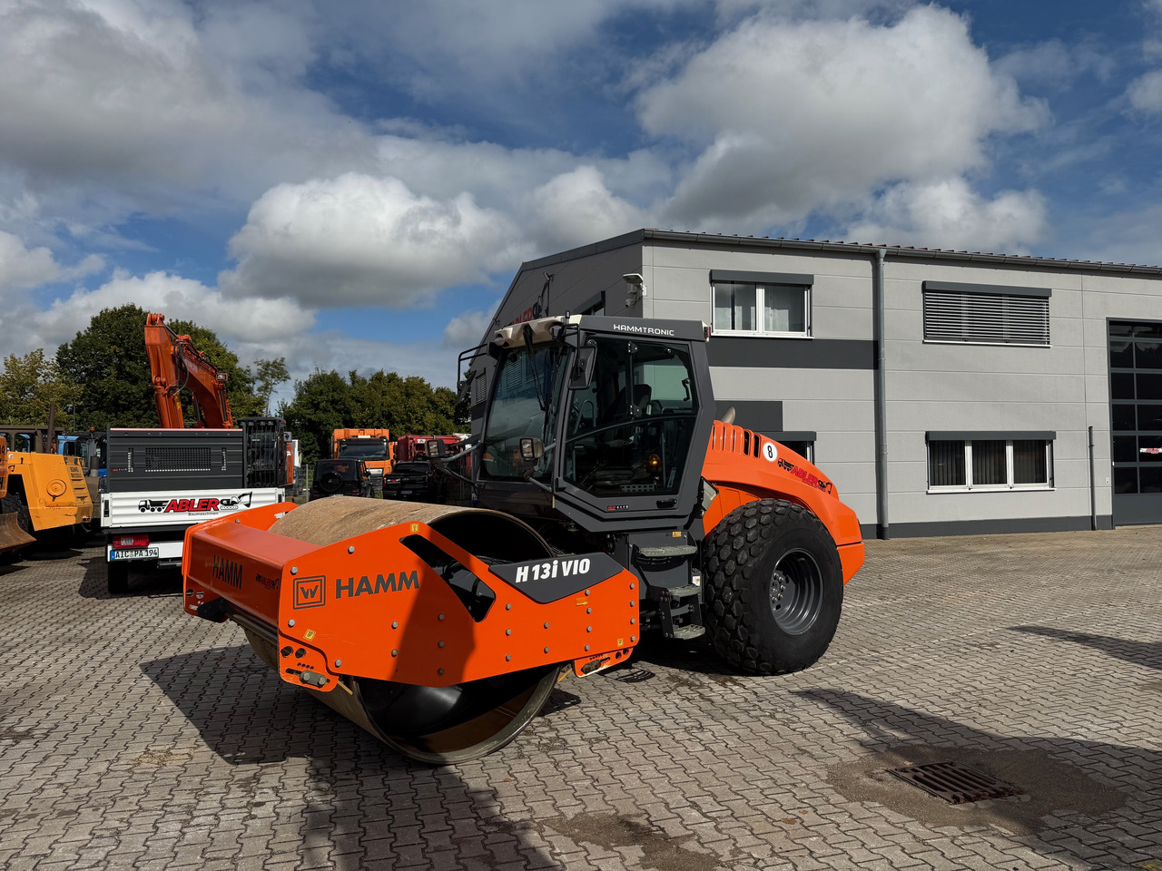 Hamm H13i VIO Oszillation Walzenzug TOP - Компактор: снимка 2 Hamm H13i VIO Oszillation Walzenzug TOP - Компактор: снимка 2