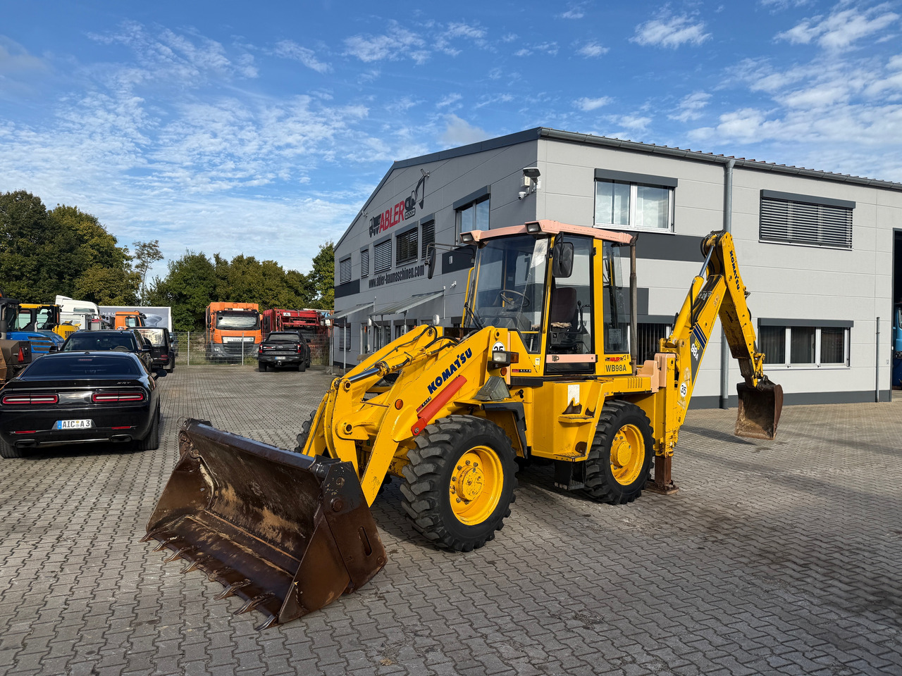 Komatsu WB98A-2 Baggerlader SW - Багер-товарач: снимка 2 Komatsu WB98A-2 Baggerlader SW - Багер-товарач: снимка 2