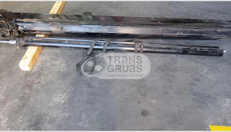 Grúa HMF 1110 K2 en despiece - Кран за камион за Камион: снимка 4 Grúa HMF 1110 K2 en despiece - Кран за камион за Камион: снимка 4