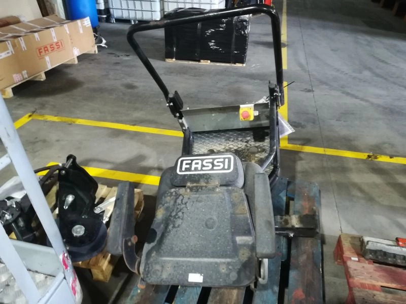 KIT ASIENTO EN COLUMNA FASSI - Седалка за Кран: снимка 3 KIT ASIENTO EN COLUMNA FASSI - Седалка за Кран: снимка 3