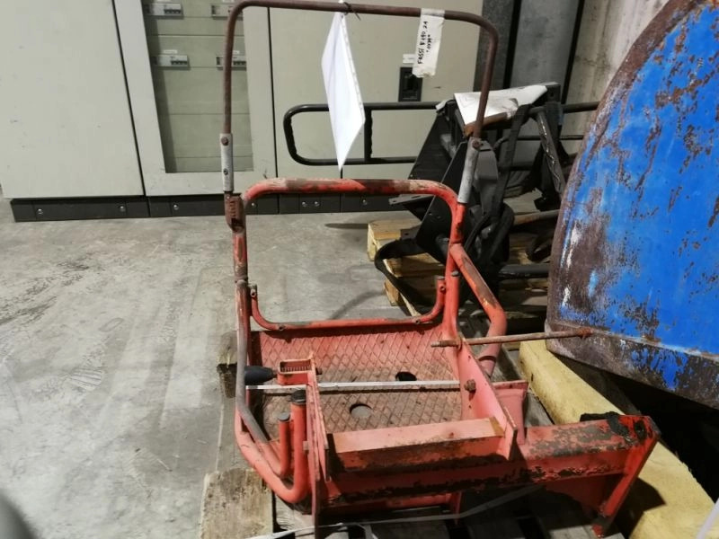 KIT SOPORTE ASIENTO EN COLUMNA FASSI - Седалка за Кран: снимка 3 KIT SOPORTE ASIENTO EN COLUMNA FASSI - Седалка за Кран: снимка 3