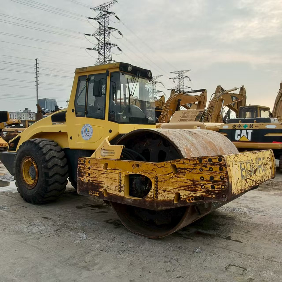 BOMAG BW226DH - Пътен валяк: снимка 2 BOMAG BW226DH - Пътен валяк: снимка 2