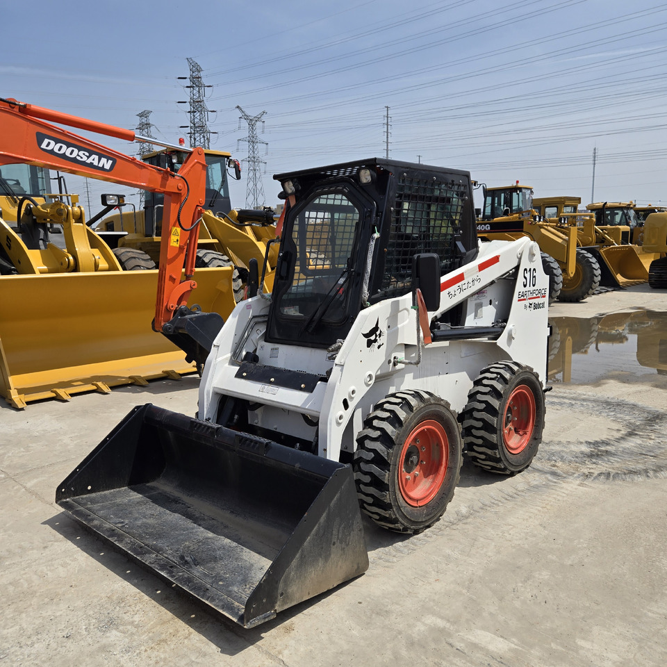 Bobcat S16 - Мини челен товарач: снимка 1 Bobcat S16 - Мини челен товарач: снимка 1