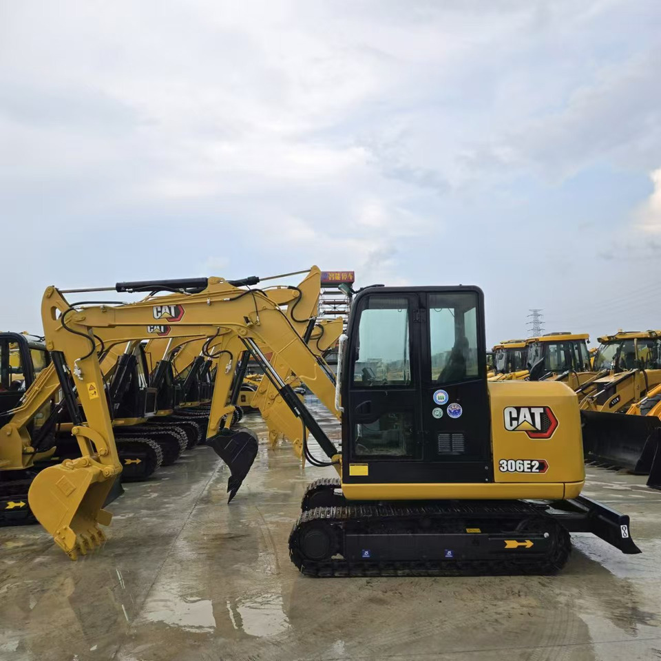 CATERPILLAR 306E2 - Мини багер: снимка 2 CATERPILLAR 306E2 - Мини багер: снимка 2