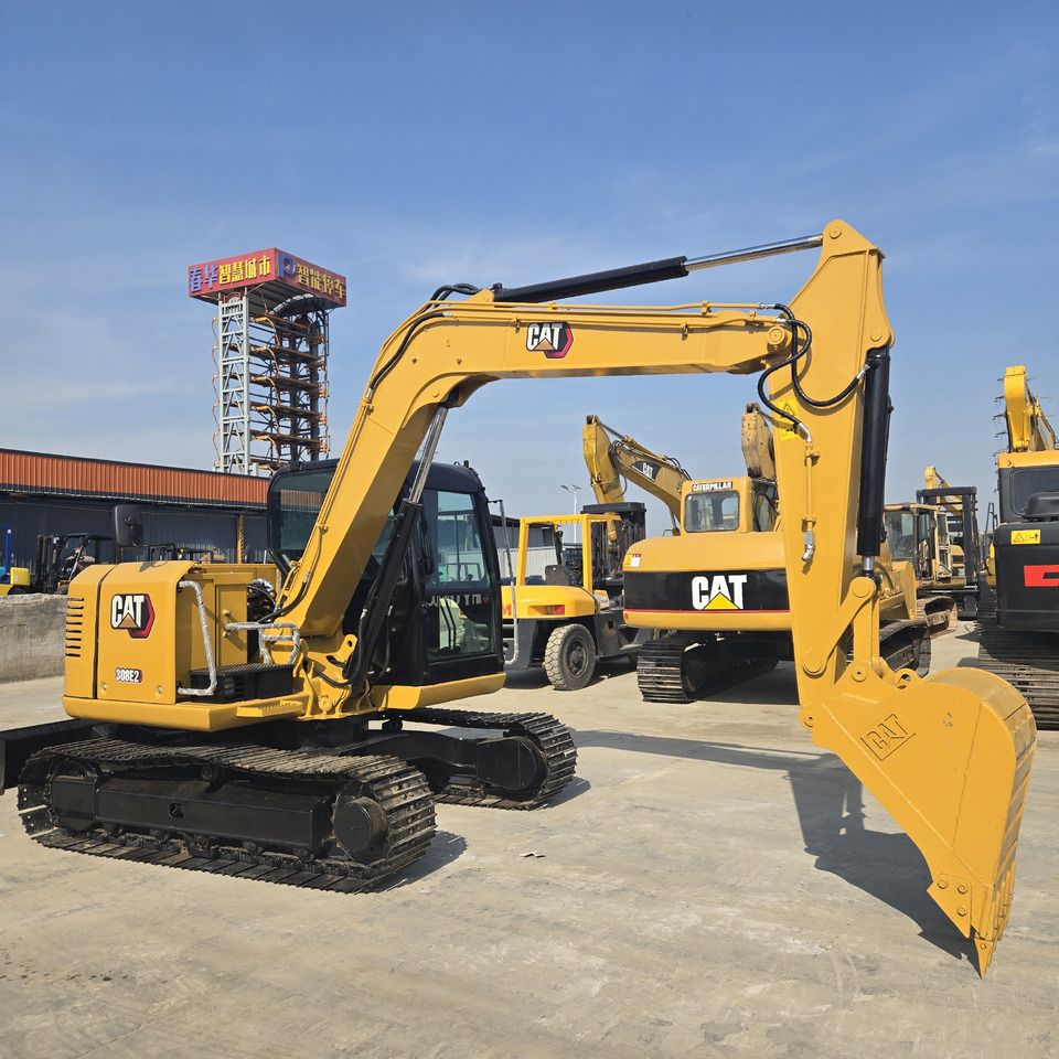 CATERPILLAR 308E2 - Мини багер: снимка 2 CATERPILLAR 308E2 - Мини багер: снимка 2