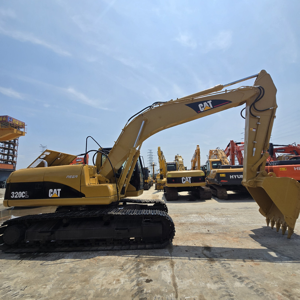 CATERPILLAR 320CL - Багер: снимка 2 CATERPILLAR 320CL - Багер: снимка 2