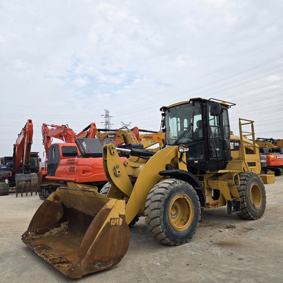 CATERPILLAR 924K - Колесен товарач: снимка 1 CATERPILLAR 924K - Колесен товарач: снимка 1