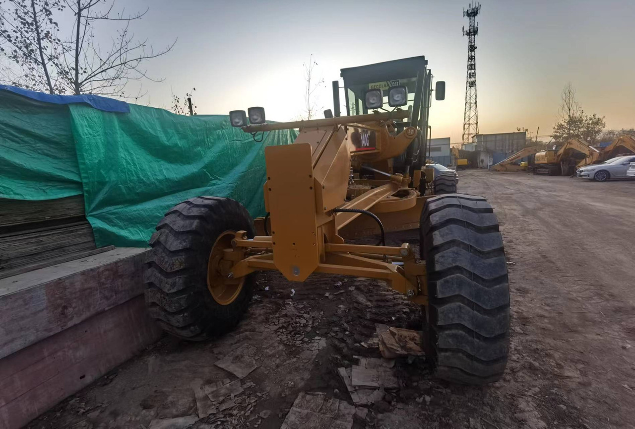 Caterpillar 140G - Грейдер: снимка 4 Caterpillar 140G - Грейдер: снимка 4