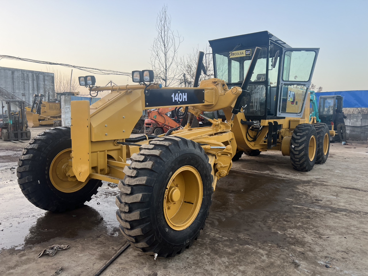 Грейдер Caterpillar 140H: снимка 6