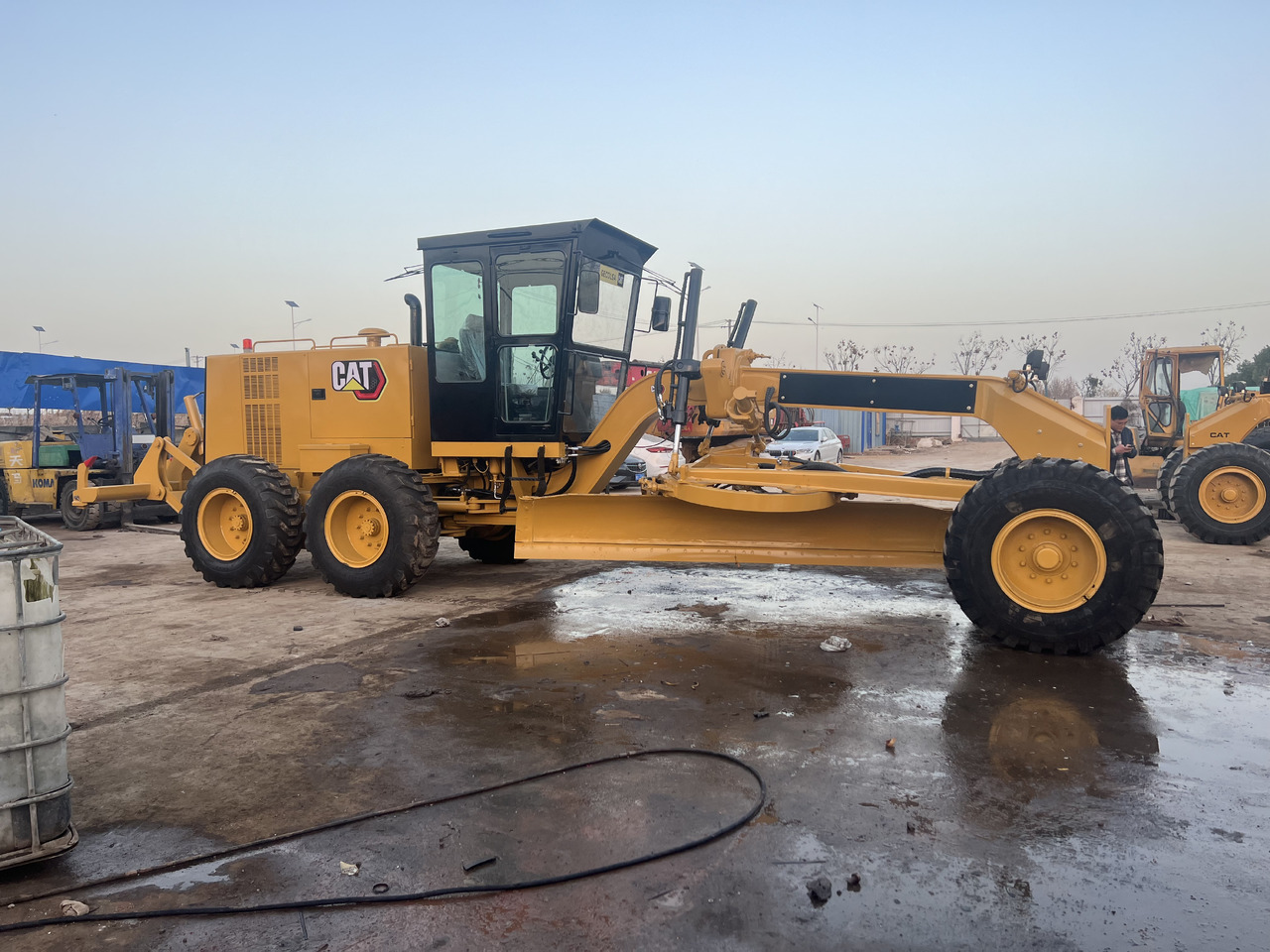 Caterpillar 140H - Грейдер: снимка 4 Caterpillar 140H - Грейдер: снимка 4